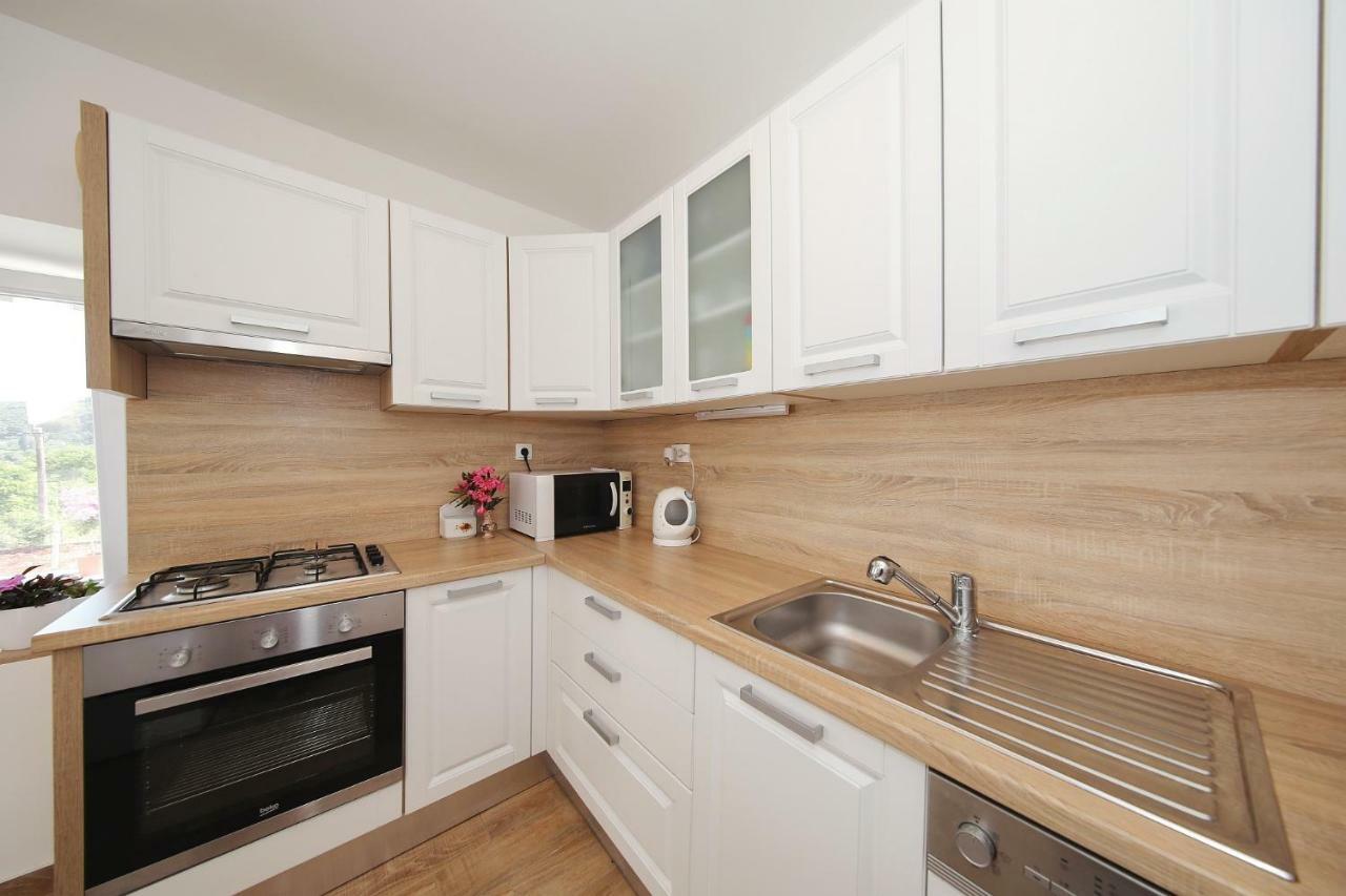 Holiday Home On Dugi Otok - Otok Brbinj Eksteriør billede