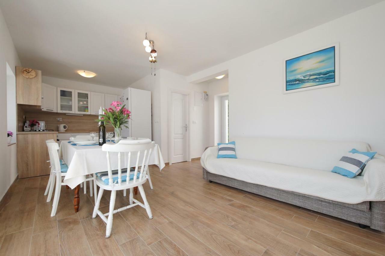 Holiday Home On Dugi Otok - Otok Brbinj Eksteriør billede