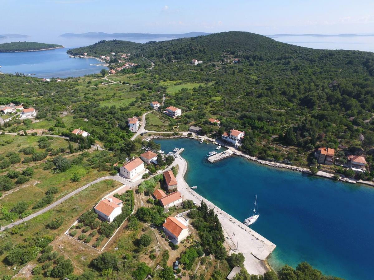 Holiday Home On Dugi Otok - Otok Brbinj Eksteriør billede